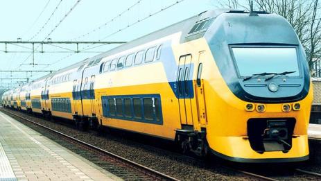 Handtrockner für Züge in zwei Etagen